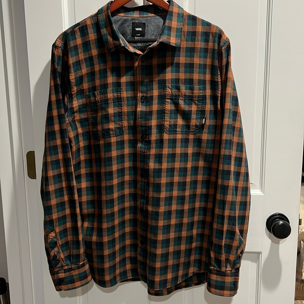 Vans Off The Wall long sleeve button down flannel